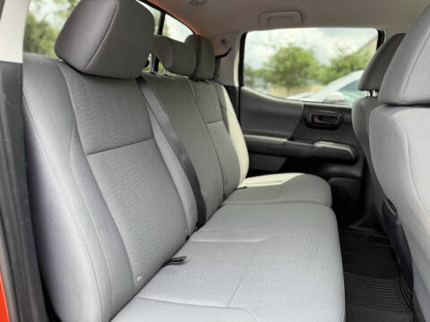 2017 Toyota Tacoma SR5 V6