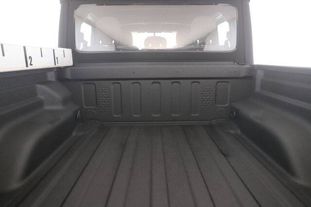 2024 Jeep Gladiator Sport