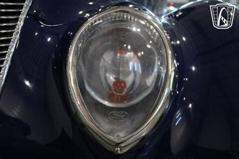 1937 Ford Phaeton
