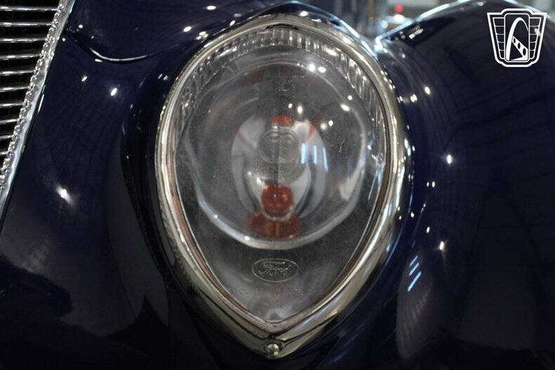 1937 Ford Phaeton