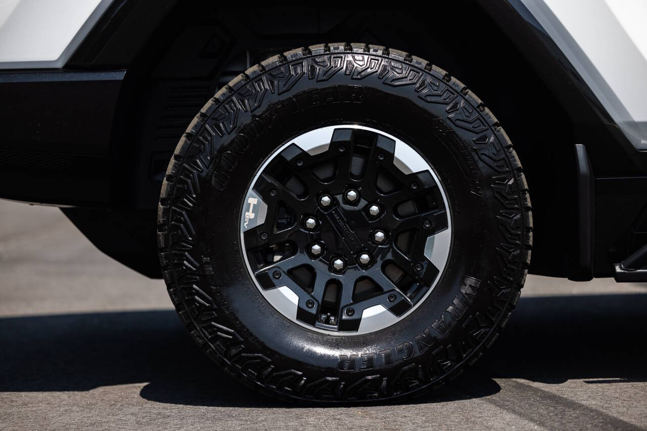 2022 GMC HUMMER EV 70