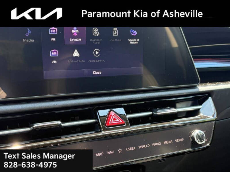 2025 Kia Niro EX Touring