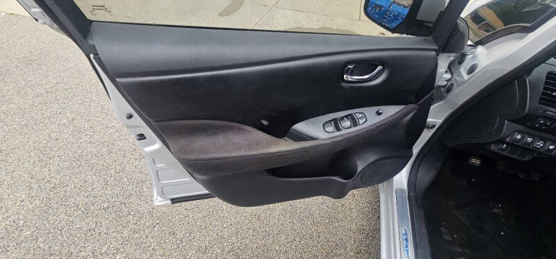2014 Nissan LEAF S