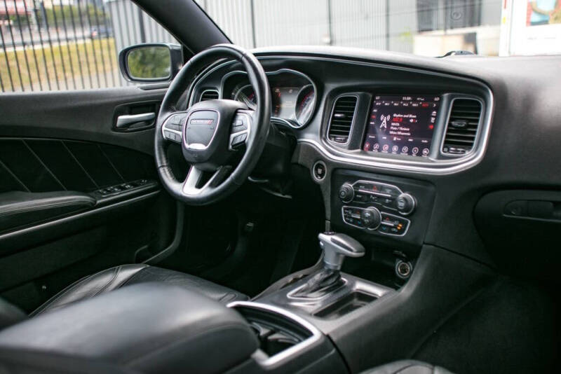 2017 Dodge Charger R/T