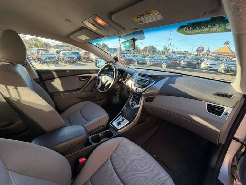 2012 Hyundai Elantra GLS