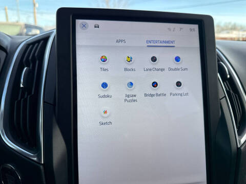 2024 Ford Edge Titanium