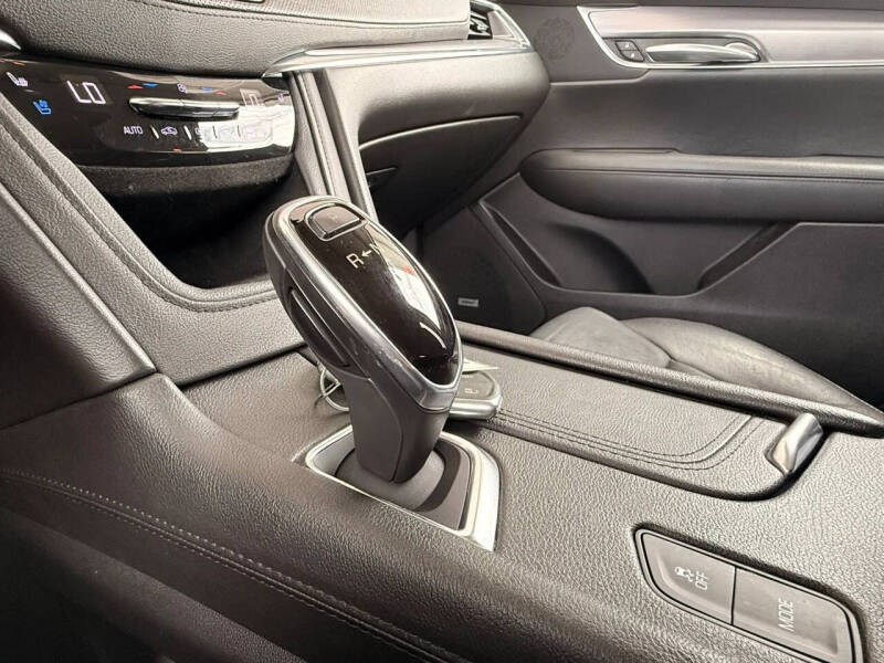 2018 Cadillac XT5 Premium Luxury