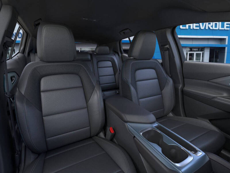 2026 Chevrolet Equinox EV LT 2