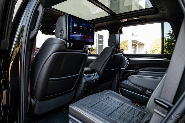 2025 Cadillac Escalade-V