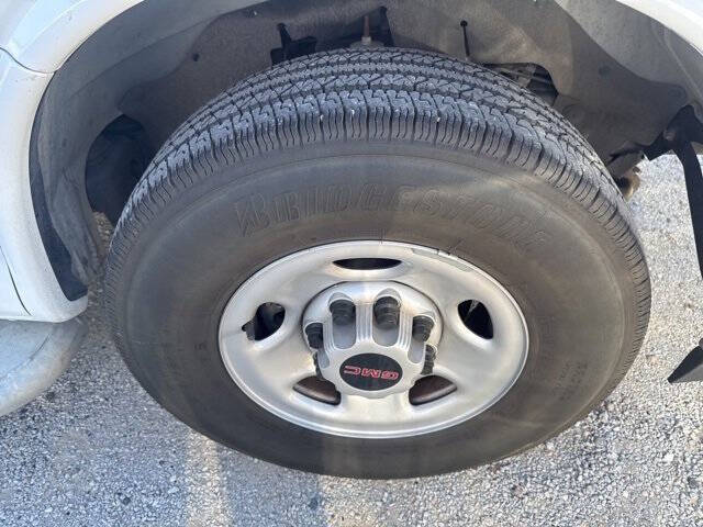 2024 GMC Savana 2500