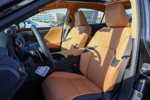 2025 Lexus ES 350 Luxury