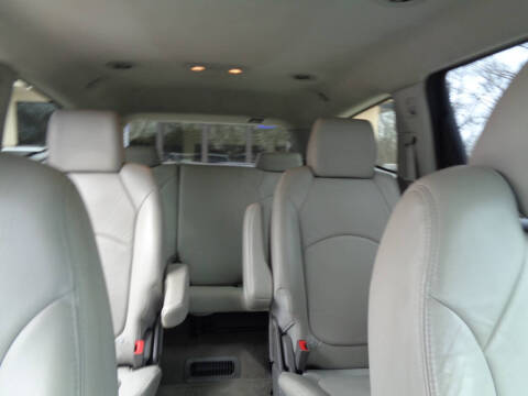 2011 Chevrolet Traverse LT