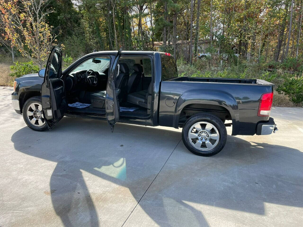 2010 GMC Sierra 1500 for sale at AVL Auto Sales in Smyrna, GA