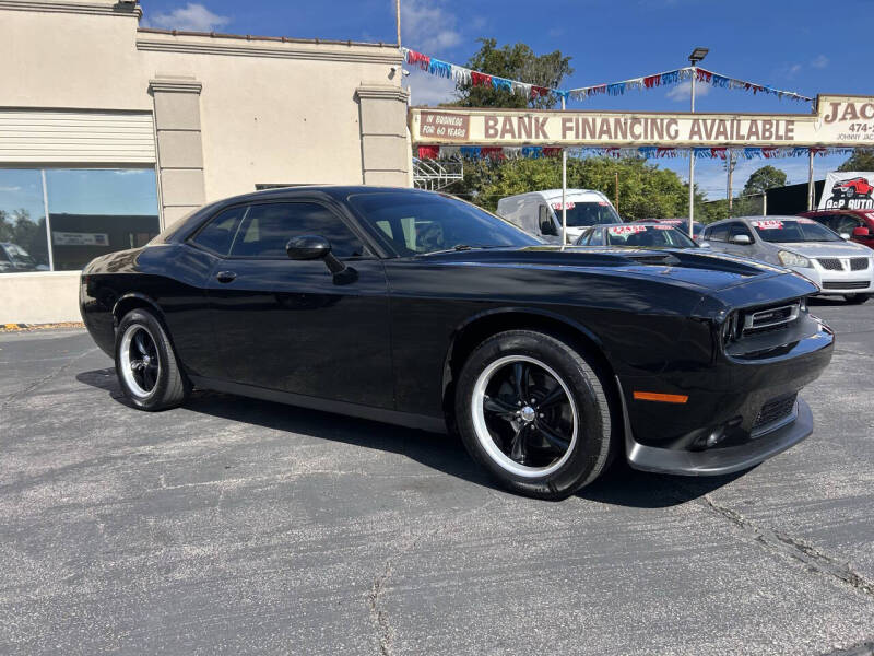 2015 Dodge Challenger SXT