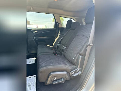 2017 Dodge Journey SE