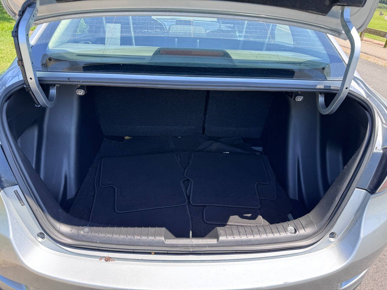 2018 Toyota Yaris iA 14