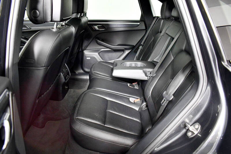 2017 Porsche Macan GTS