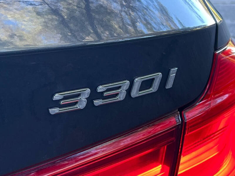 2017 BMW 3 Series 330i xDrive Gran Turismo