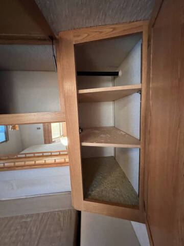 2001 Winnebago Journey 36L