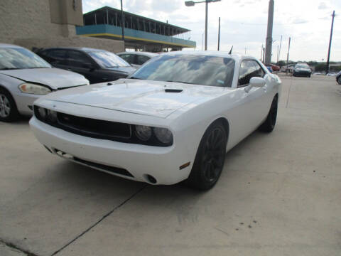 2012 Dodge Challenger SXT