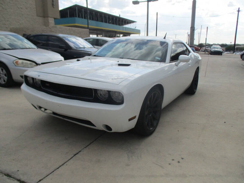 2012 Dodge Challenger SXT