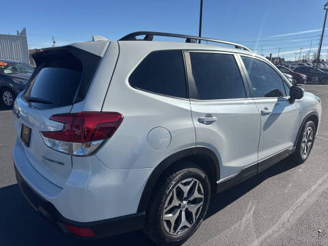 2022 Subaru Forester Premium