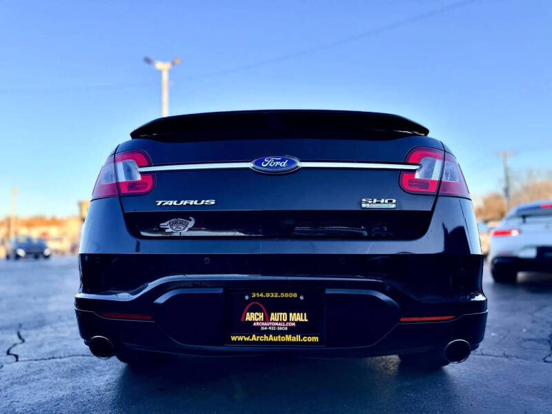 2012 Ford Taurus SHO