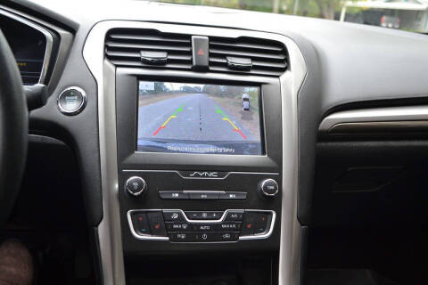 2020 Ford Fusion SEL