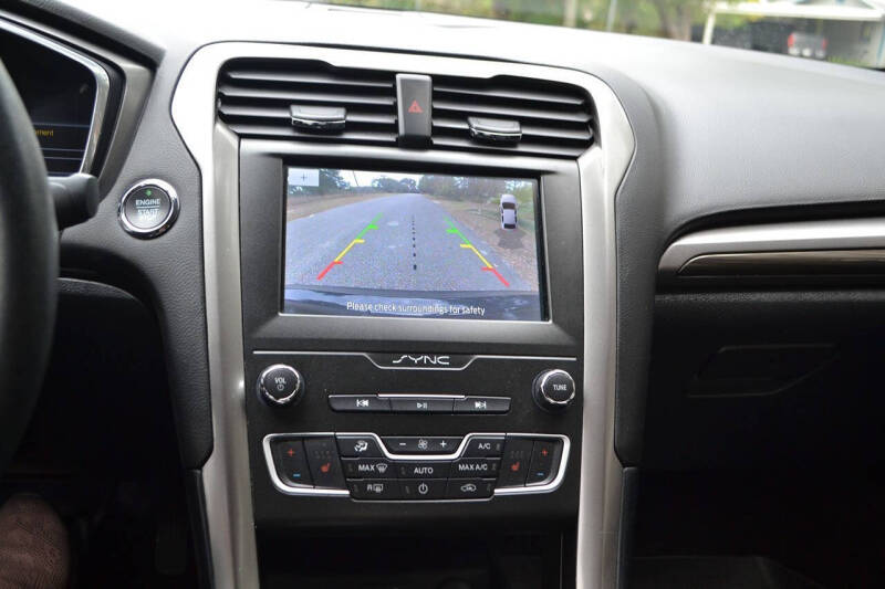 2020 Ford Fusion SEL