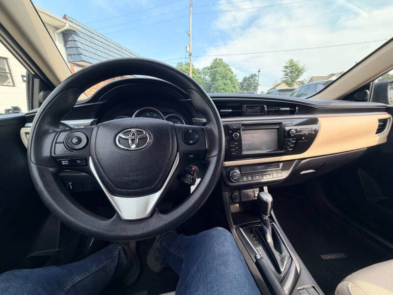 2014 Toyota Corolla LE