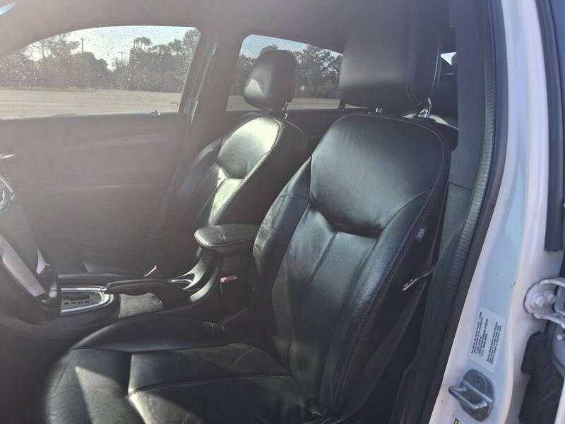 2014 Chrysler 200 Limited