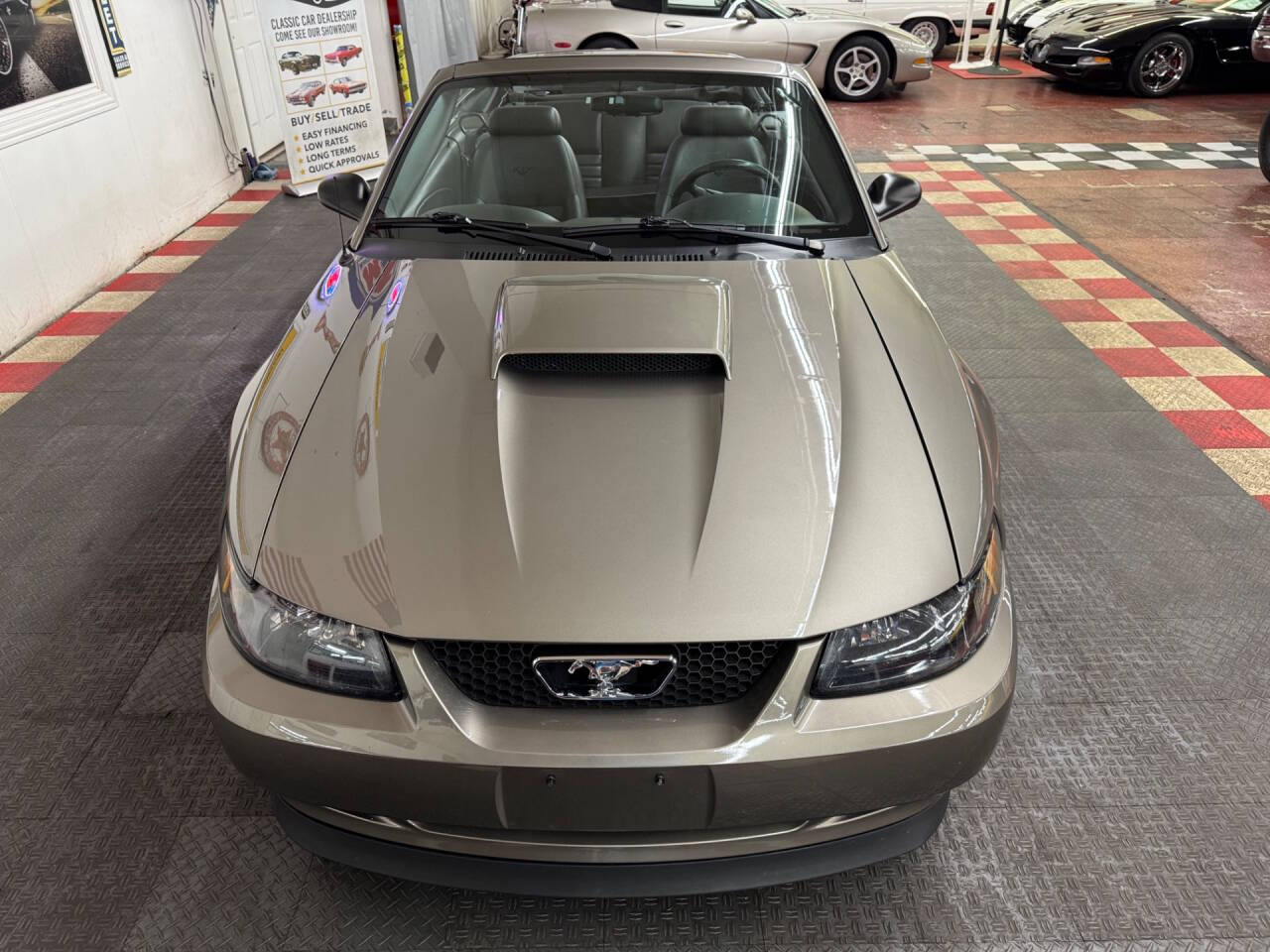 2002 Ford Mustang 18