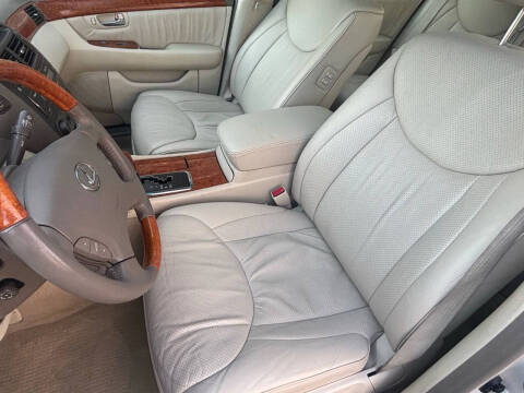 2003 Lexus LS 430