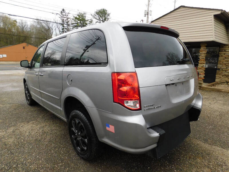 2017 Dodge Grand Caravan SE