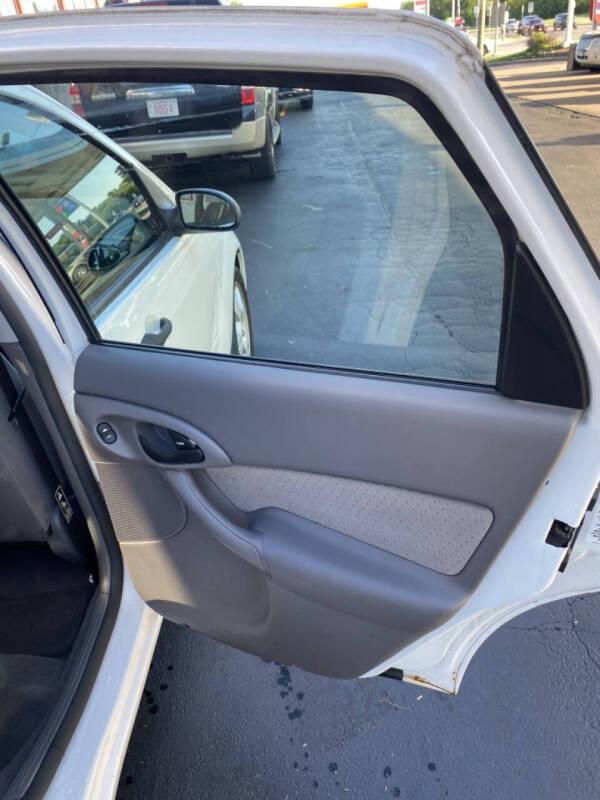 2003 Ford Focus ZX5