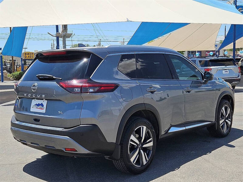 2022 Nissan Rogue SL