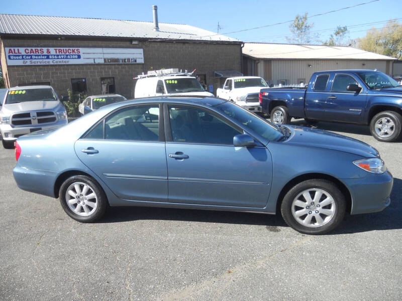 2002 Toyota Camry XLE photo 2