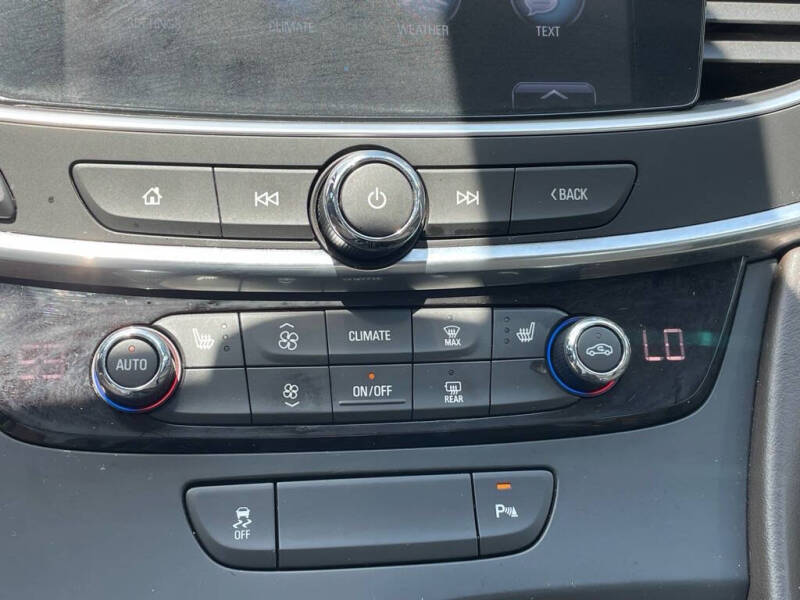 2017 Buick LaCrosse Essence