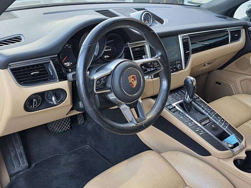 2018 Porsche Macan S