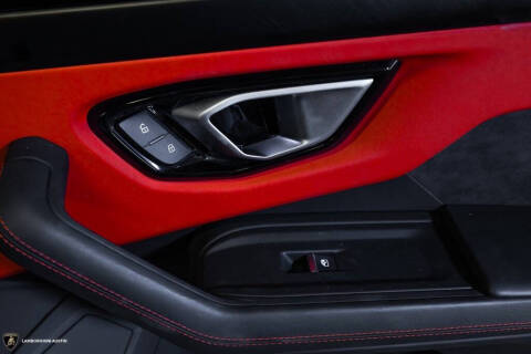 2023 Lamborghini Urus S