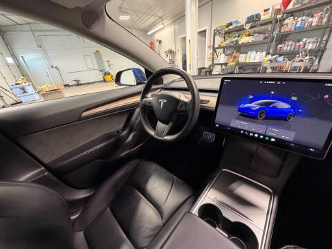 2023 Tesla Model 3 Performance