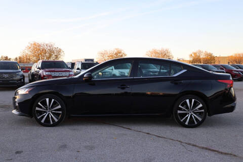 2022 Nissan Altima 2.5 SR