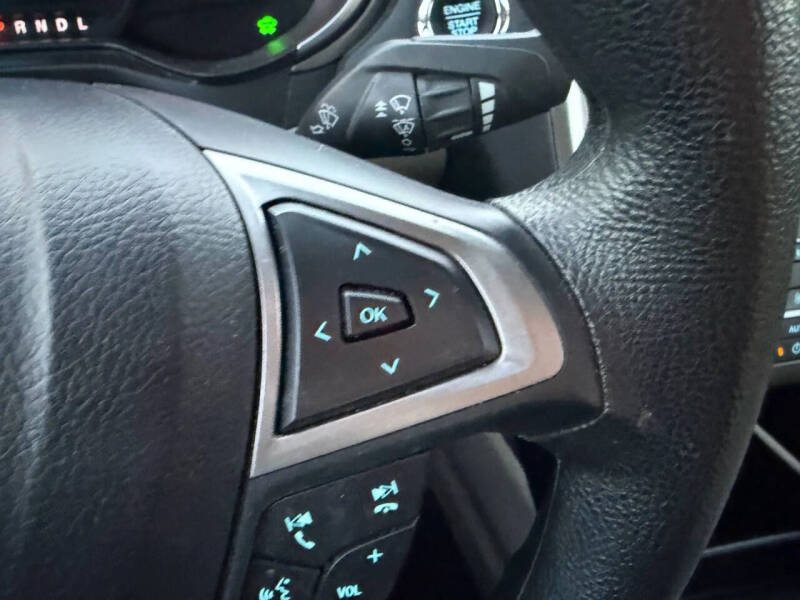 2020 Ford Fusion Hybrid SE