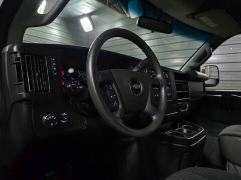 2021 Chevrolet Express 2500