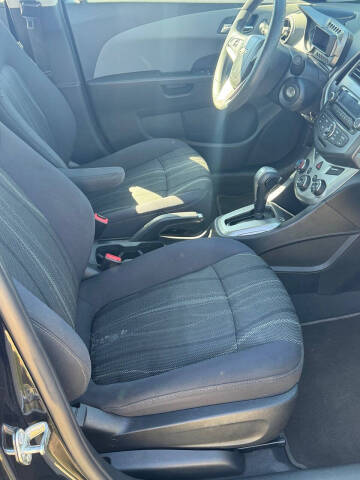 2015 Chevrolet Sonic LT Auto