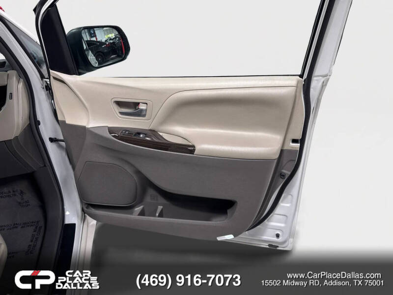 2017 Toyota Sienna