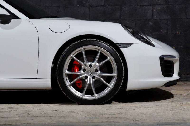 2019 Porsche 911 Carrera S