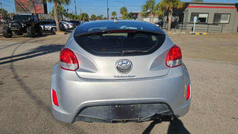 2017 Hyundai Veloster