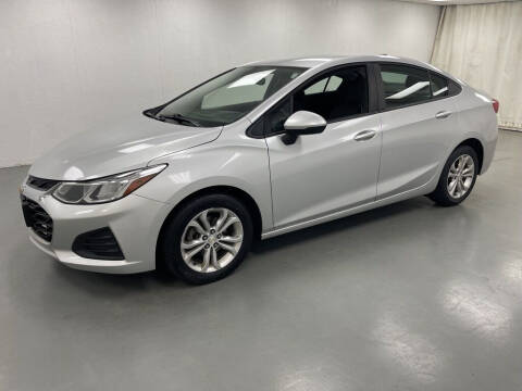 2019 Chevrolet Cruze for sale at Kerns Ford Lincoln in Celina OH