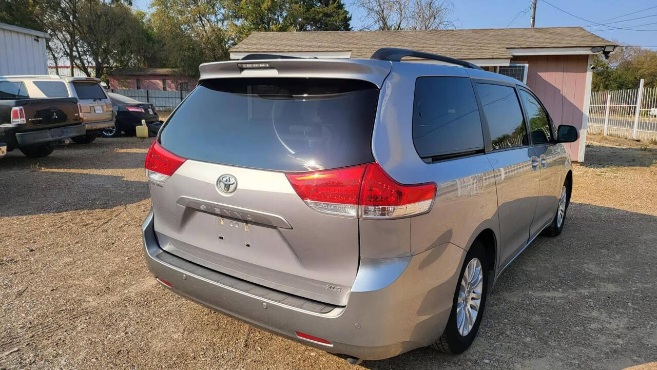 2012 Toyota Sienna for sale at AUTHE VENTURES AUTO in Red Oak, TX